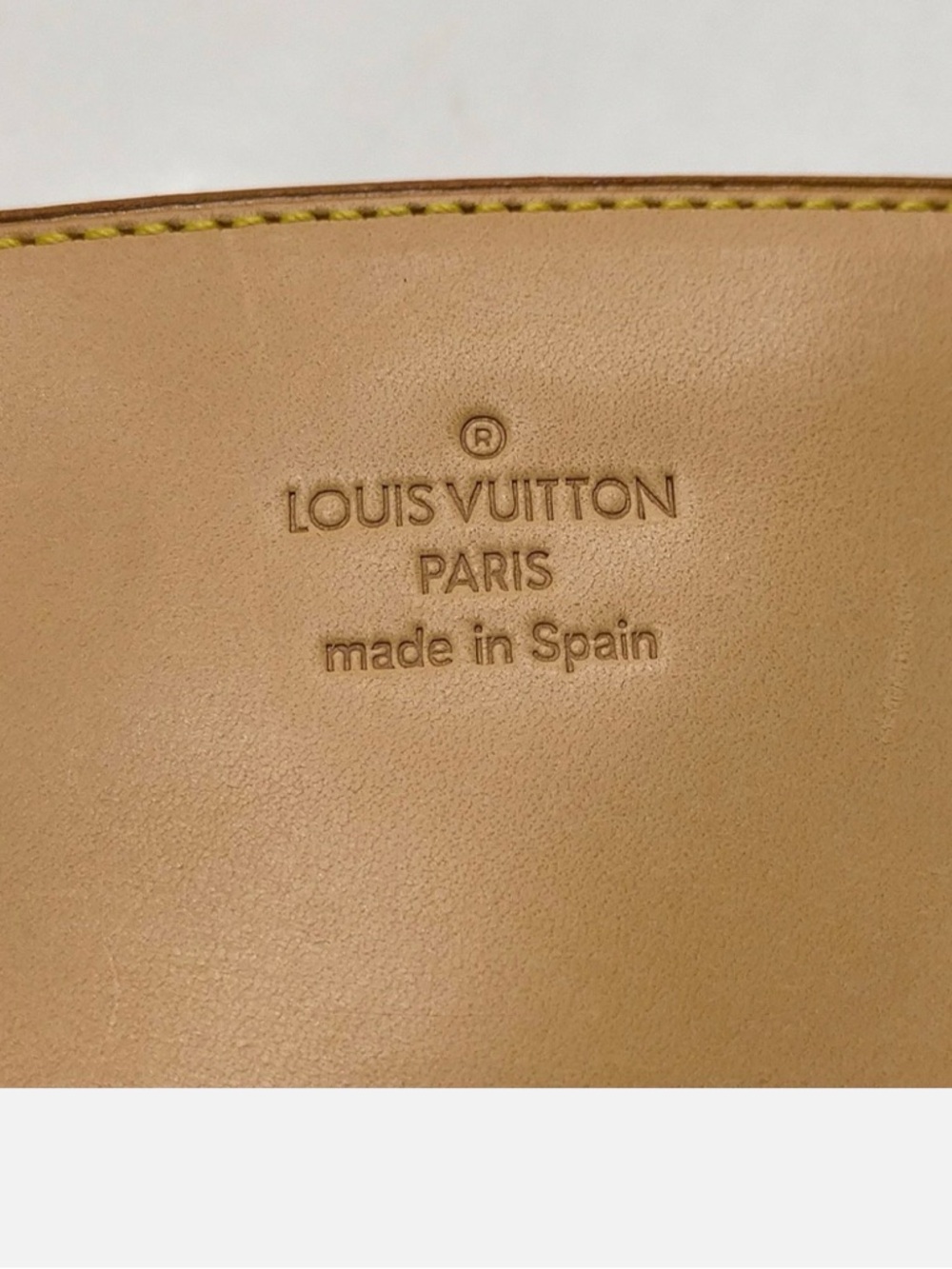LOUIS VUITTON Pouch/Wristlet Cabas Cruise Pouch Brown Leather - Picture 2 of 6